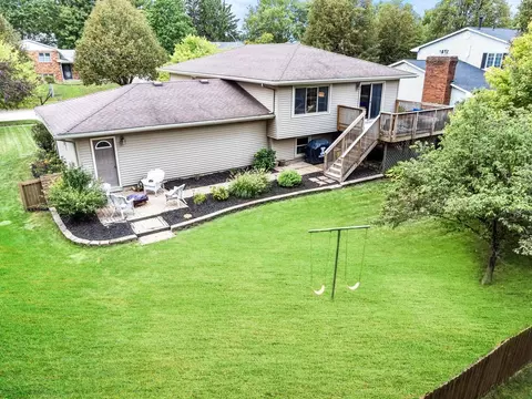 1209 Nicki Dr, Bloomington, IL 61704 photo 5