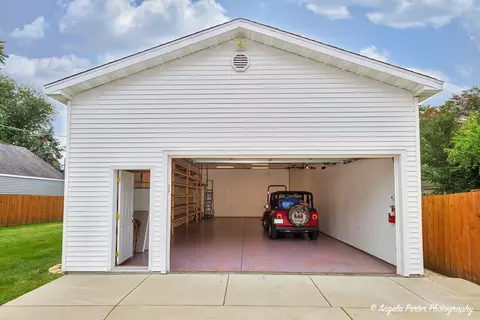 1717 Meadow Ln, Mchenry, IL 60050 photo 23