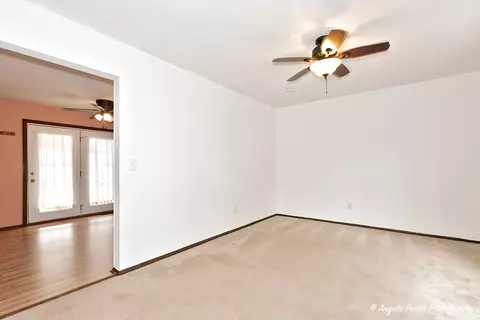 1717 Meadow Ln, Mchenry, IL 60050 photo 7