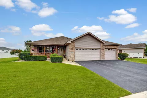 2012 Willow Brook Dr, Bourbonnais, IL 60914
