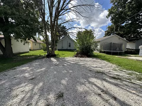 1605 E Main St, Clinton, IL 61727 photo 19