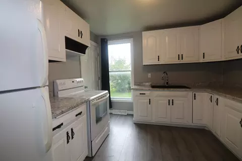 1605 E Main St, Clinton, IL 61727 photo 9