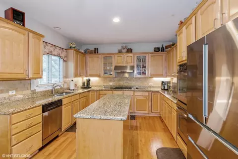 1226 Arborside Dr, Aurora, IL 60502 photo 8