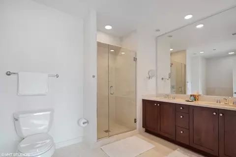 60 E Monroe St #2704, Chicago, IL 60603 photo 15