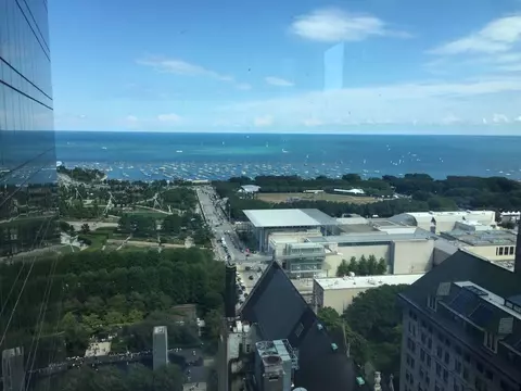 60 E Monroe St #2704, Chicago, IL 60603 photo 4