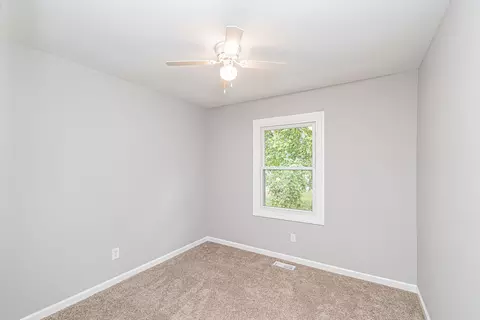 4601 Prairie Ave, Mchenry, IL 60050 photo 7