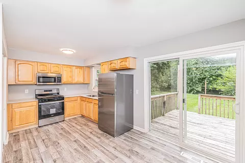 4601 Prairie Ave, Mchenry, IL 60050 photo 17