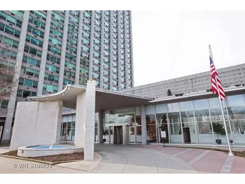 3600 N Lake Shore Dr #1214, Chicago, IL 60613