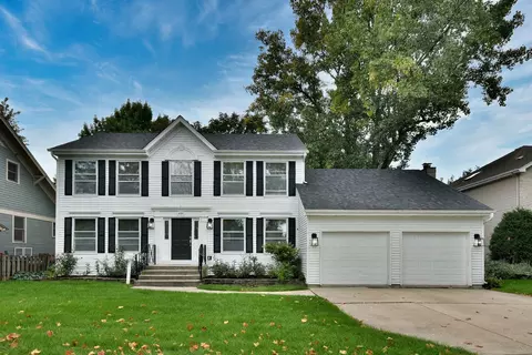 406 S Sunnyside Ave, Elmhurst, IL 60126