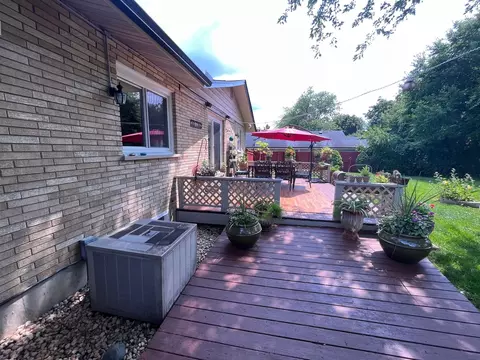1110 Trask St, Aurora, IL 60505 photo 23