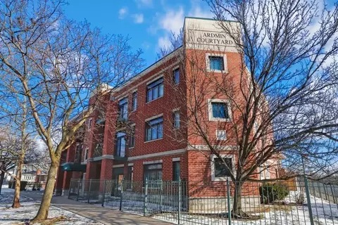 5417 S Melvina Ave #10, Chicago, IL 60638