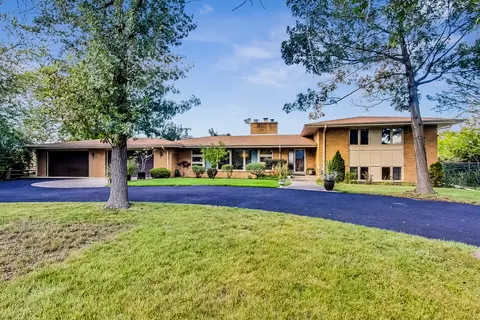 7910 Foster St, Morton Grove, IL 60053