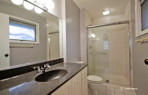 824 Diane Ave, Elgin, IL 60123 photo 18
