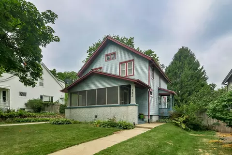 122 N Chicago Ave, Rockford, IL 61107