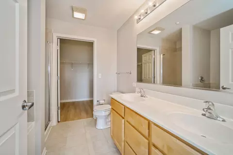 715 Astor Ln #402, Wheeling, IL 60090 photo 7