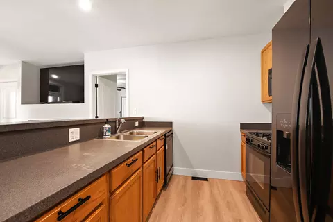 1033 E 46th St #604, Chicago, IL 60653 photo 8