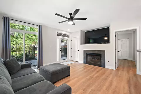 1033 E 46th St #604, Chicago, IL 60653 photo 7