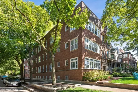 1471 W Berteau Ave #2, Chicago, IL 60613