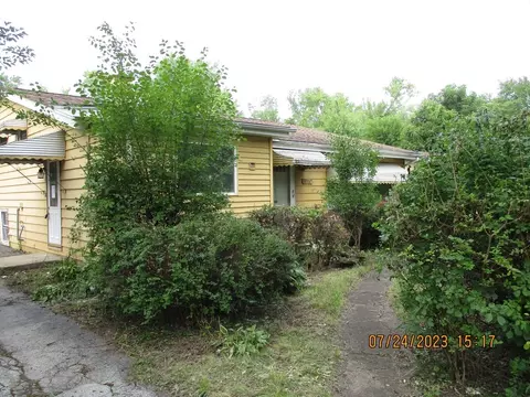 3522 Roesner Dr, Markham, IL 60428
