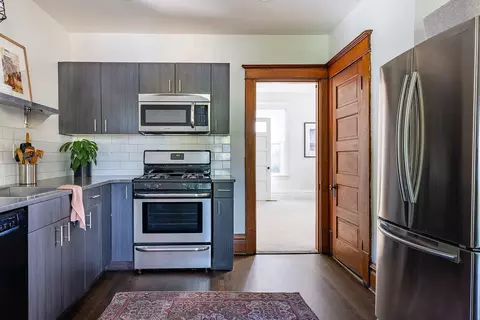 617 W Front St, Wheaton, IL 60187 photo 5