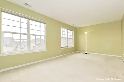 5224 Cobblers Xing, Mchenry, IL 60050 photo 16