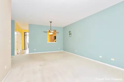 5224 Cobblers Xing, Mchenry, IL 60050 photo 8