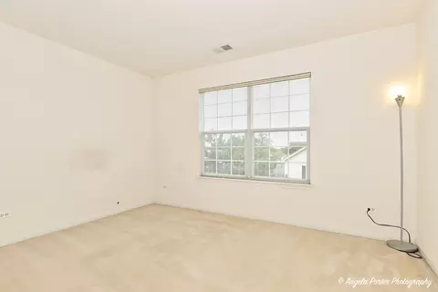 5224 Cobblers Xing, Mchenry, IL 60050 photo 21