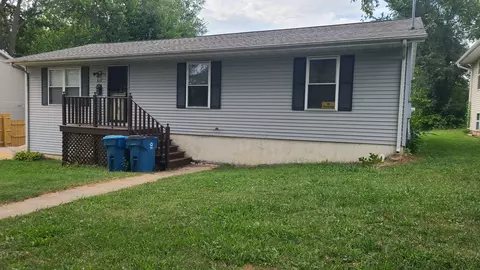 515 W 7th St, Dixon, IL 61021