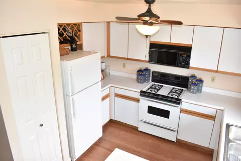 1820 Burning Bush Ct, Crown Point, IN 46307 photo 6