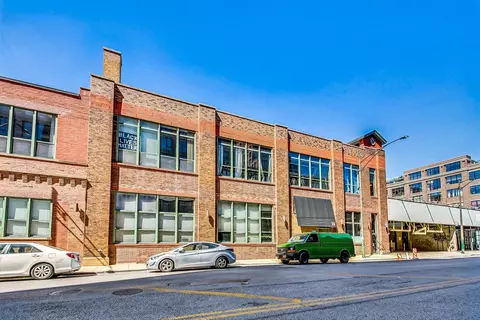 22 N Morgan St #210, Chicago, IL 60607