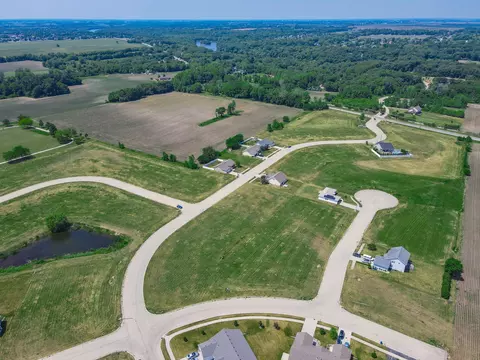 1200-1202 Indian Trl, Kankakee, IL 60901