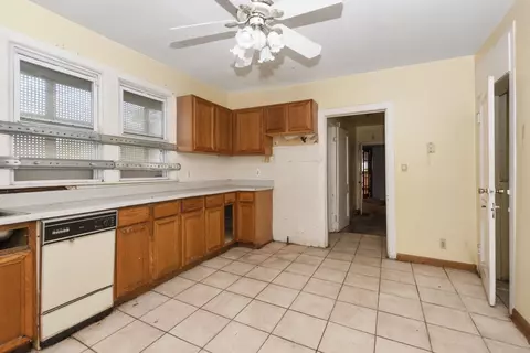 11206 S Bishop St, Chicago, IL 60643 photo 15