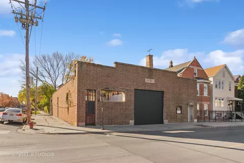 901 W 31st St, Chicago, IL 60608