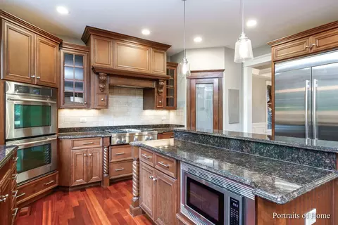 181 E Cayuga Ave, Elmhurst, IL 60126 photo 9