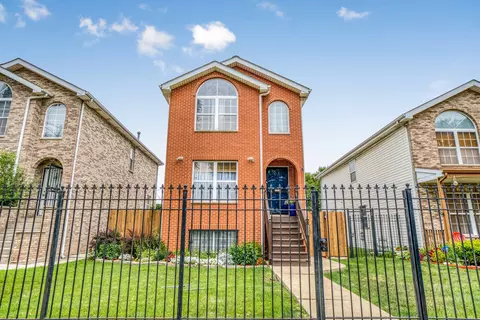 4254 W Washington Blvd, Chicago, IL 60624