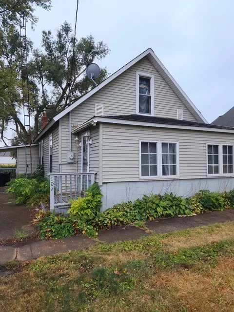 102 W Lincoln St, Reddick, IL 60961 photo 3