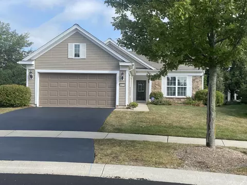 12741 Brookside Ct, Huntley, IL 60142