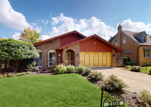 2105 S 16th Ave, Broadview, IL 60155