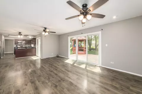 1625 Teri Ln, Algonquin, IL 60102 photo 7