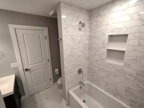 718 Sutton Cir, Wheeling, IL 60090 photo 7