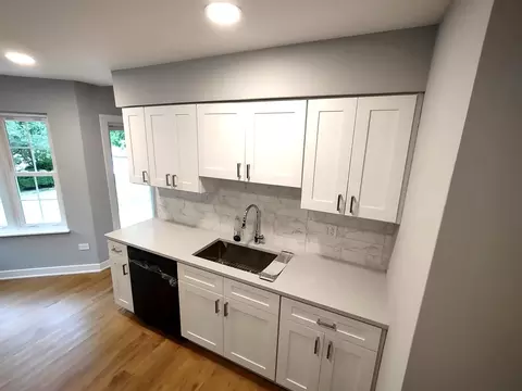 718 Sutton Cir, Wheeling, IL 60090 photo 4