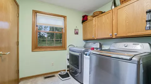 9400 Edson Rd, Capron, IL 61012 photo 24