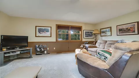 9400 Edson Rd, Capron, IL 61012 photo 18