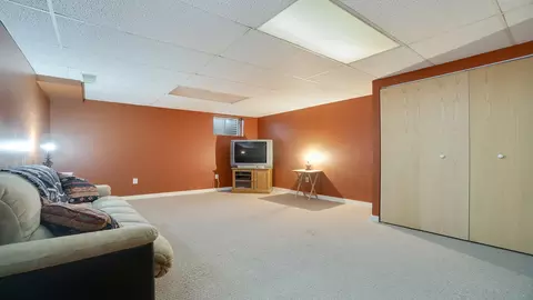 9400 Edson Rd, Capron, IL 61012 photo 22