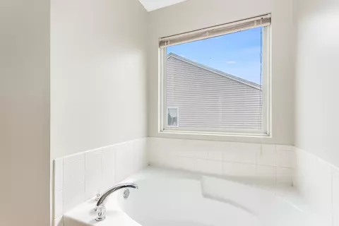 1805 Silver Ridge Dr, Plainfield, IL 60586 photo 17