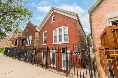 2632 W 25th St, Chicago, IL 60608