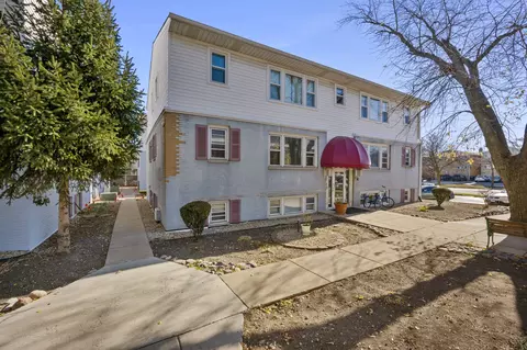 9421 Kelvin Ln #3153, Schiller Park, IL 60176