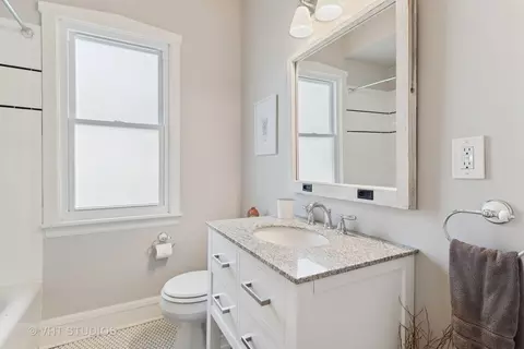 504 Webford Ave, Des Plaines, IL 60016 photo 8