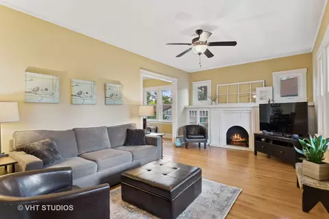 504 Webford Ave, Des Plaines, IL 60016 photo 4