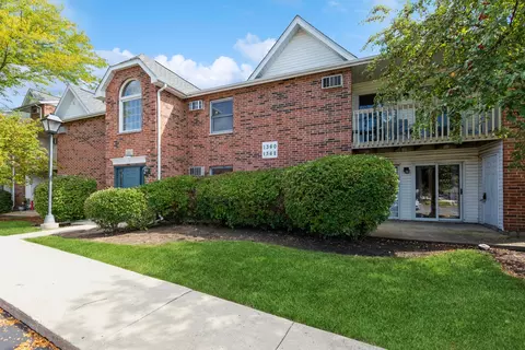 1360 Cunat Ct #1D, Lake In The Hills, IL 60156